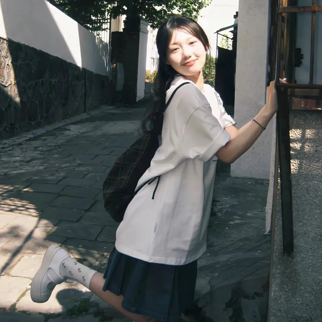 这个大叔太冷傲